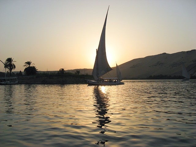 La felouque: bateau à voile en Egypte!