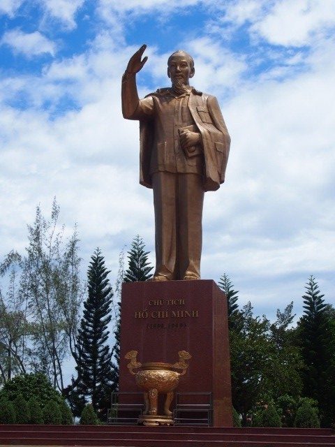 Statut d'Ho Chi Minh à Can Tho au Vietnam