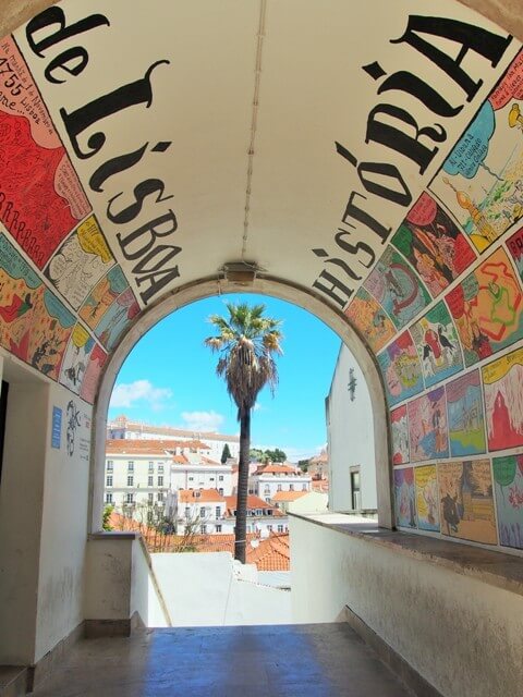 Largo das Portas do Sol - Cityguide Lisbonne