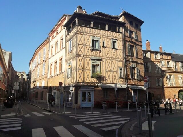 Quartier des Carmes - Que faire et visiter à Toulouse? Smilingandtraveling