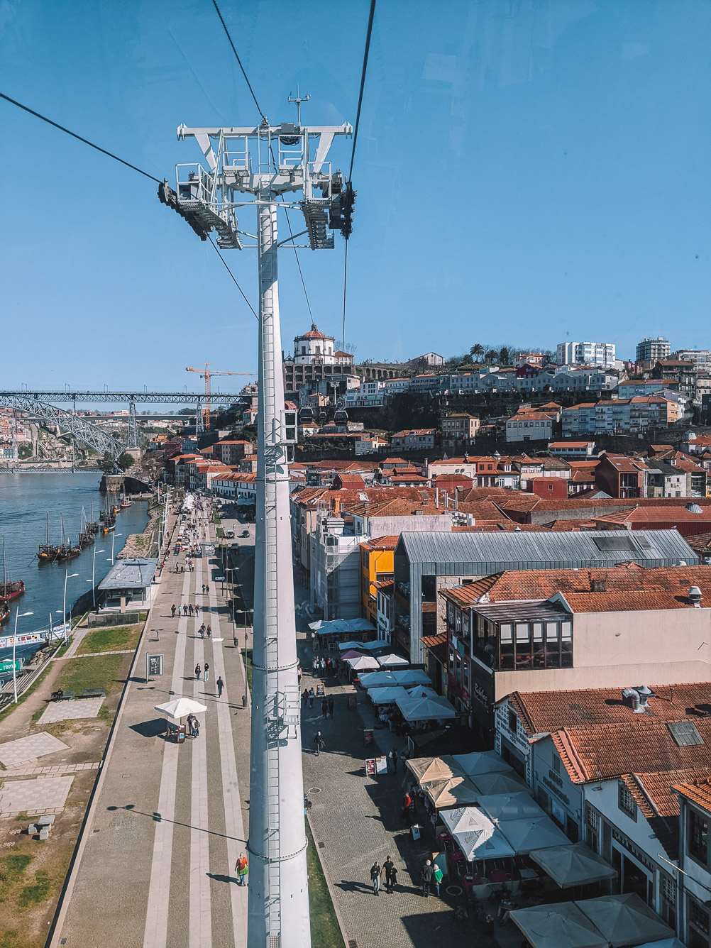 Téléphérique pour rejoindre le Jardim de Morro à Porto