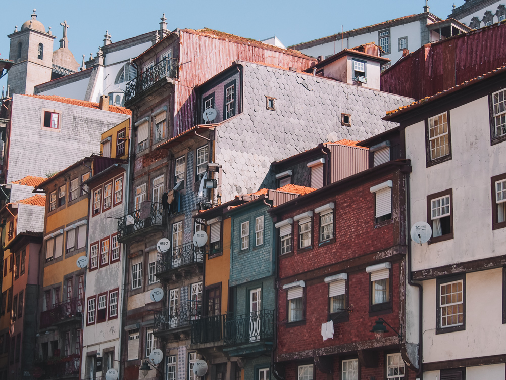 les façades de Porto