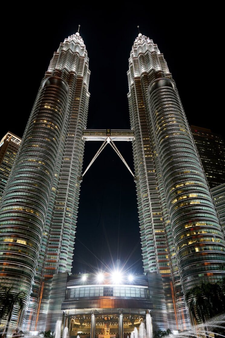 petronas towers malaysia at night